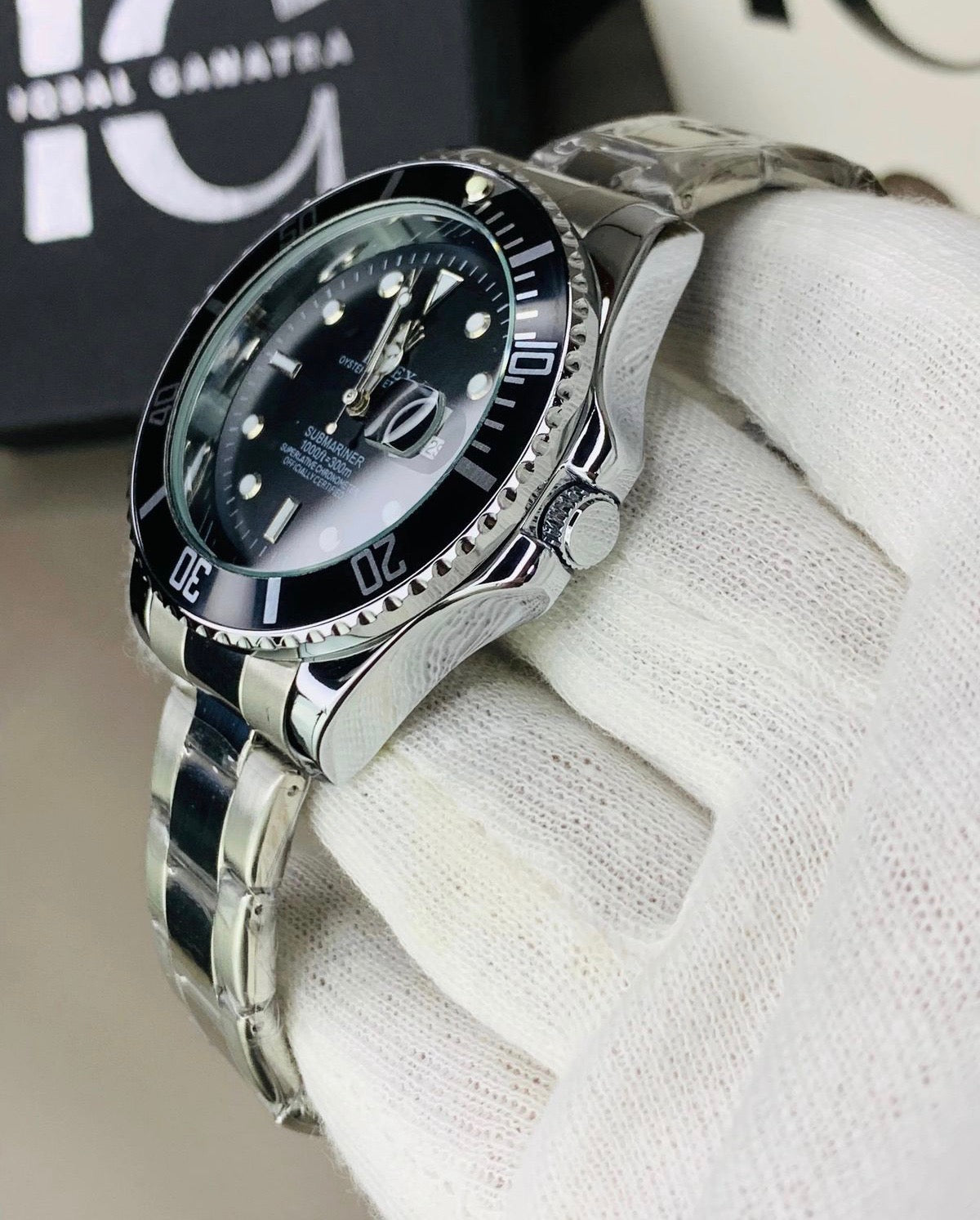 Rolex Submariner Luxury Black & Gold Colour