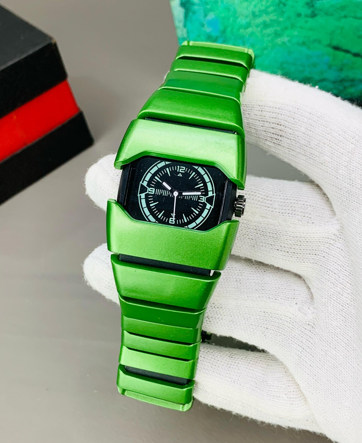 Nike Square Dial Men’s Watch – Modern & Bold Design