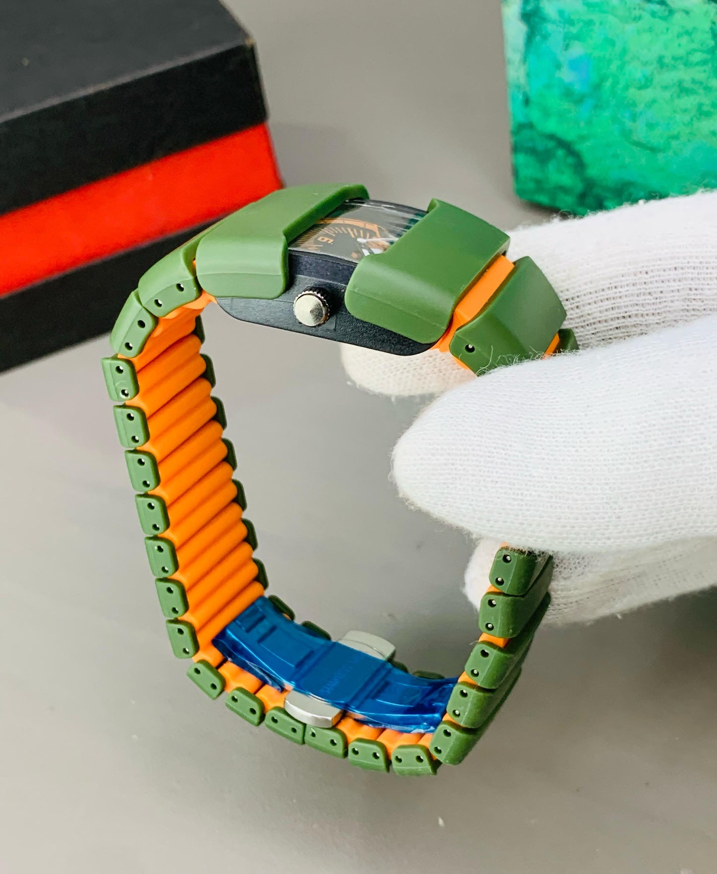 Nike Square Dial Men’s Watch – Modern & Bold Design