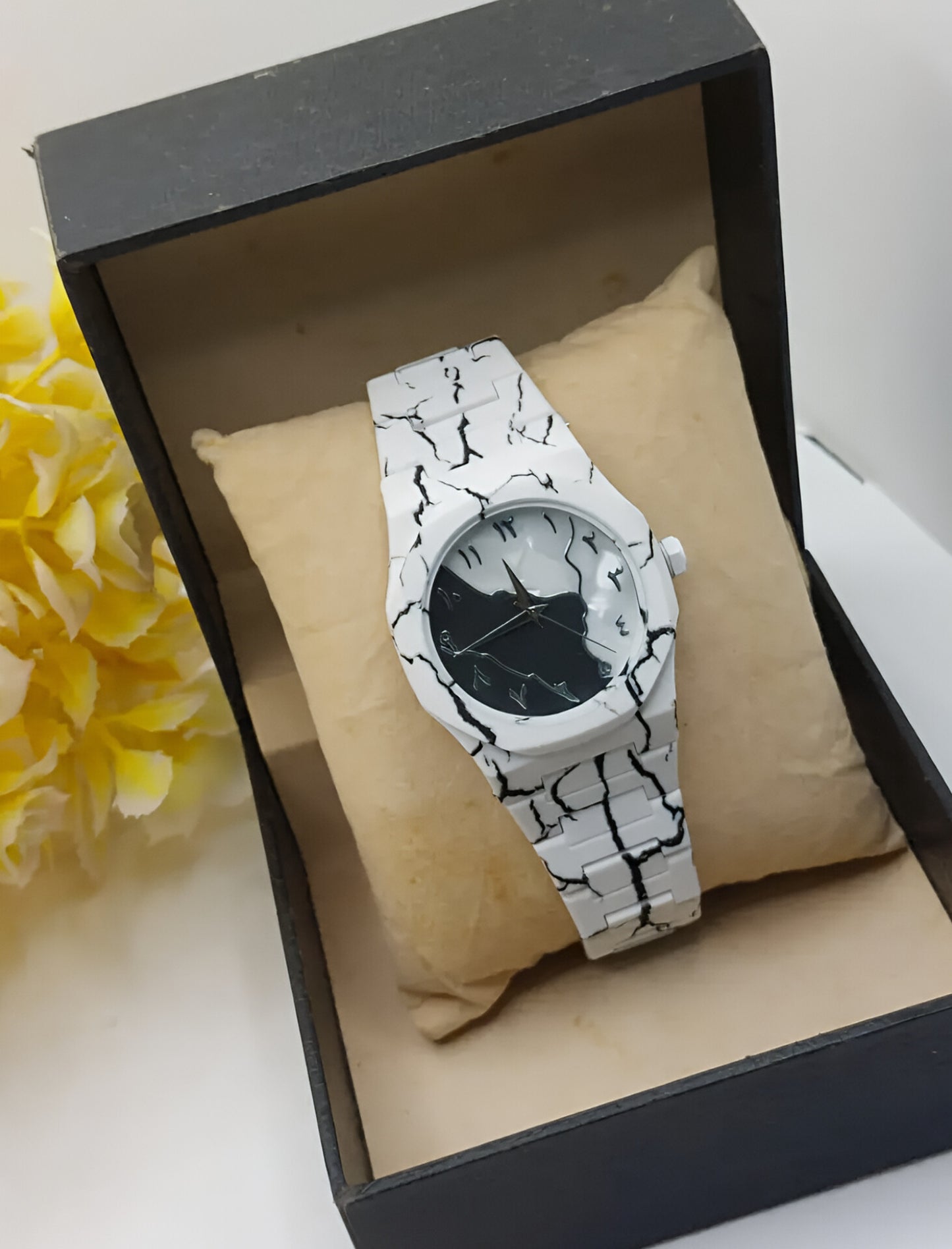 Latest Aura Watch - White & Black Marble design