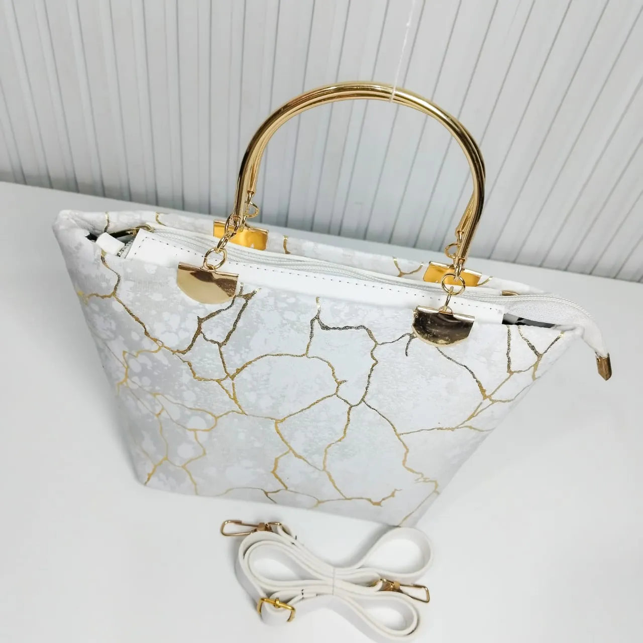 Zushaam- Leather Handbag for girls